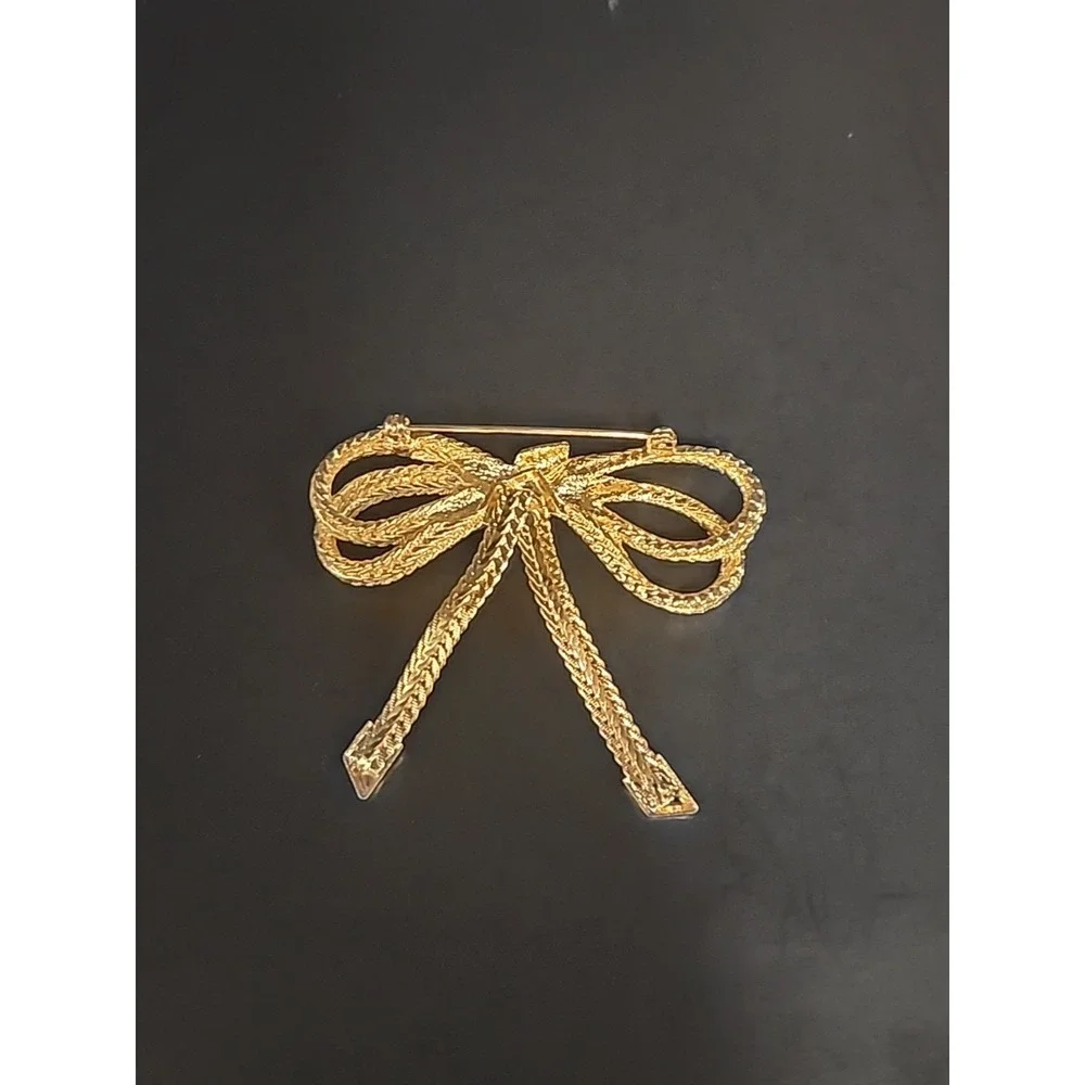 Vintage Goldtoned Snake Chain Bow Brooch Pin 3